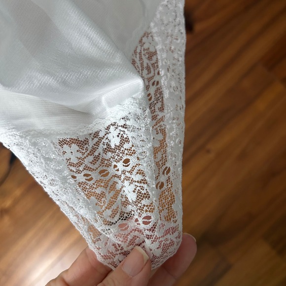 Vintage Lace Slip nightgown Sleeveless‎ Midi Length White Lingerie Size M - Picture 3 of 7